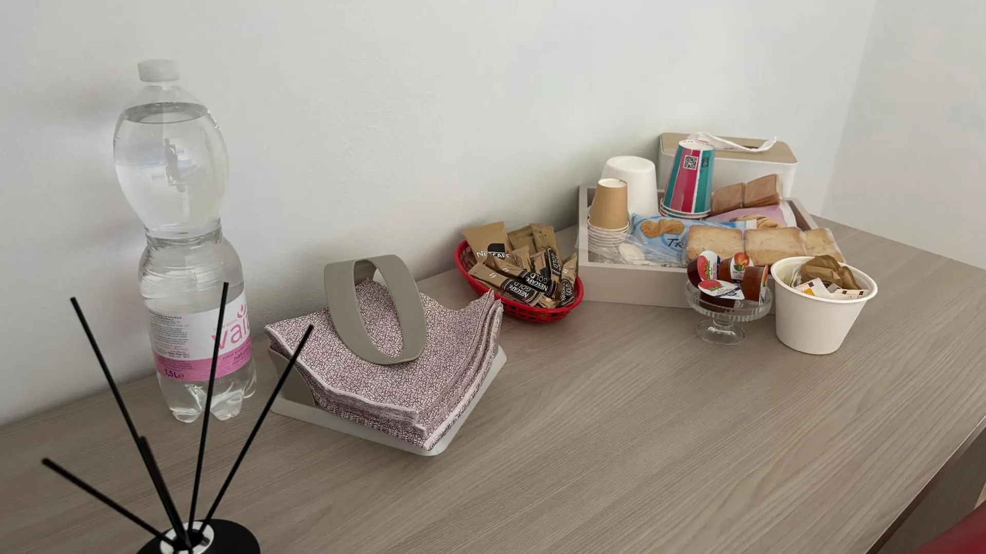Rodigo B&B Canossa לינה וארוחת בוקר
